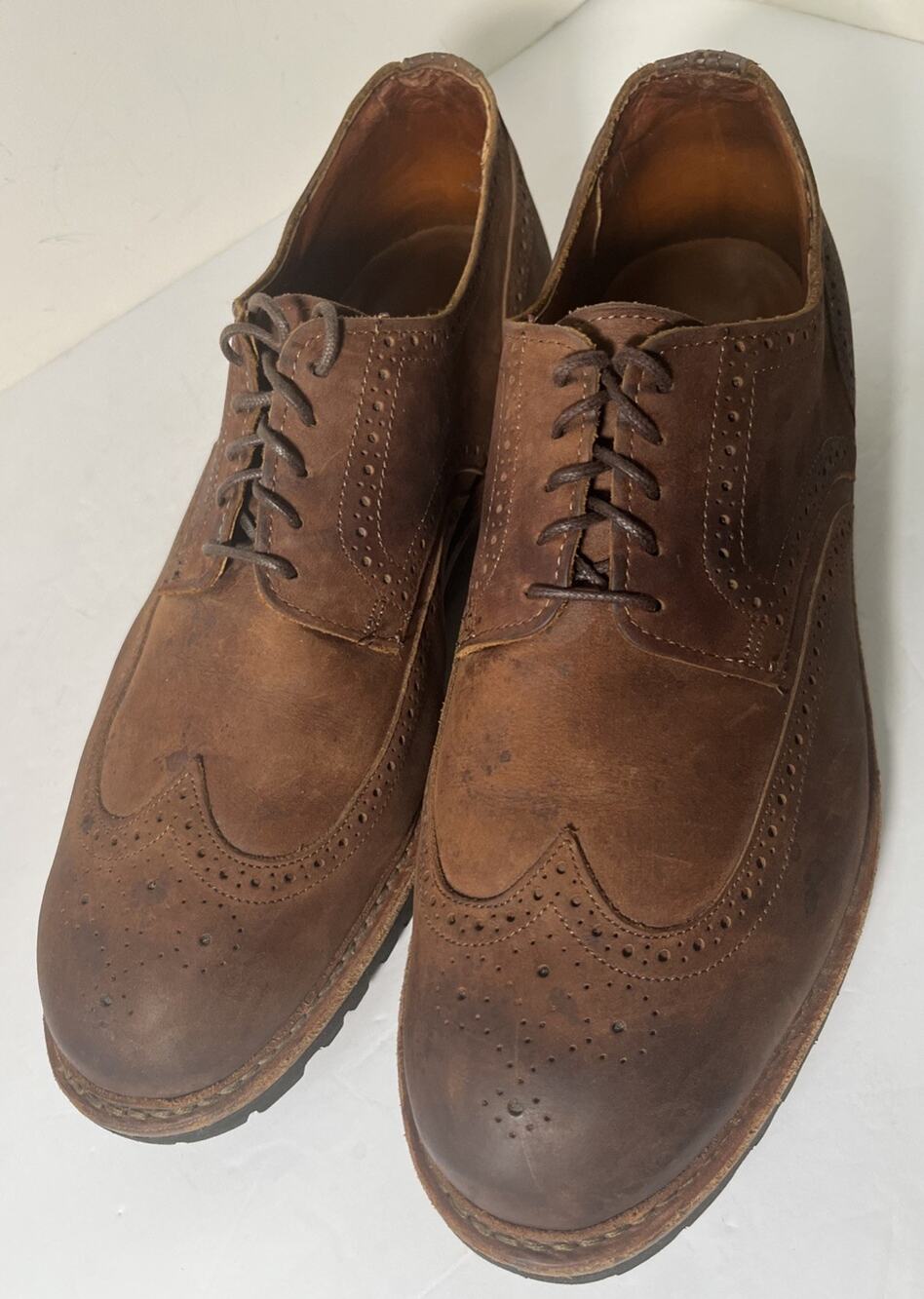 Allen Edmonds Men’s Brown Thousand Oaks Wing Tip Dress Shoe Size 11.5